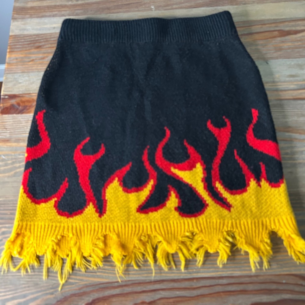 Cherry Mellow Flame Knit Skirt Distressed Frayed Hem L goth‎ punk